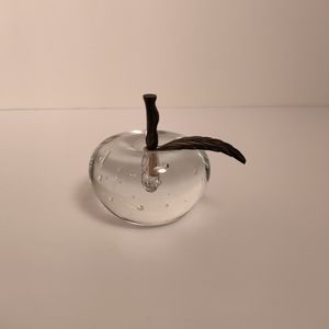 A GLASS APPLE⭐